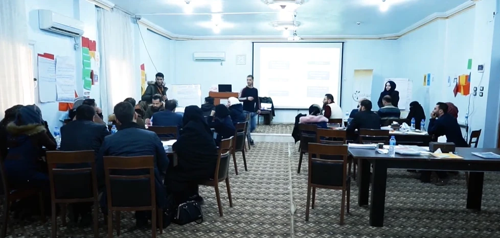 ثلاثة تدريبات باللغة العربية على الجودة والمساءلة في الاستجابة الإنسانية لسوريا - طريق الحرير