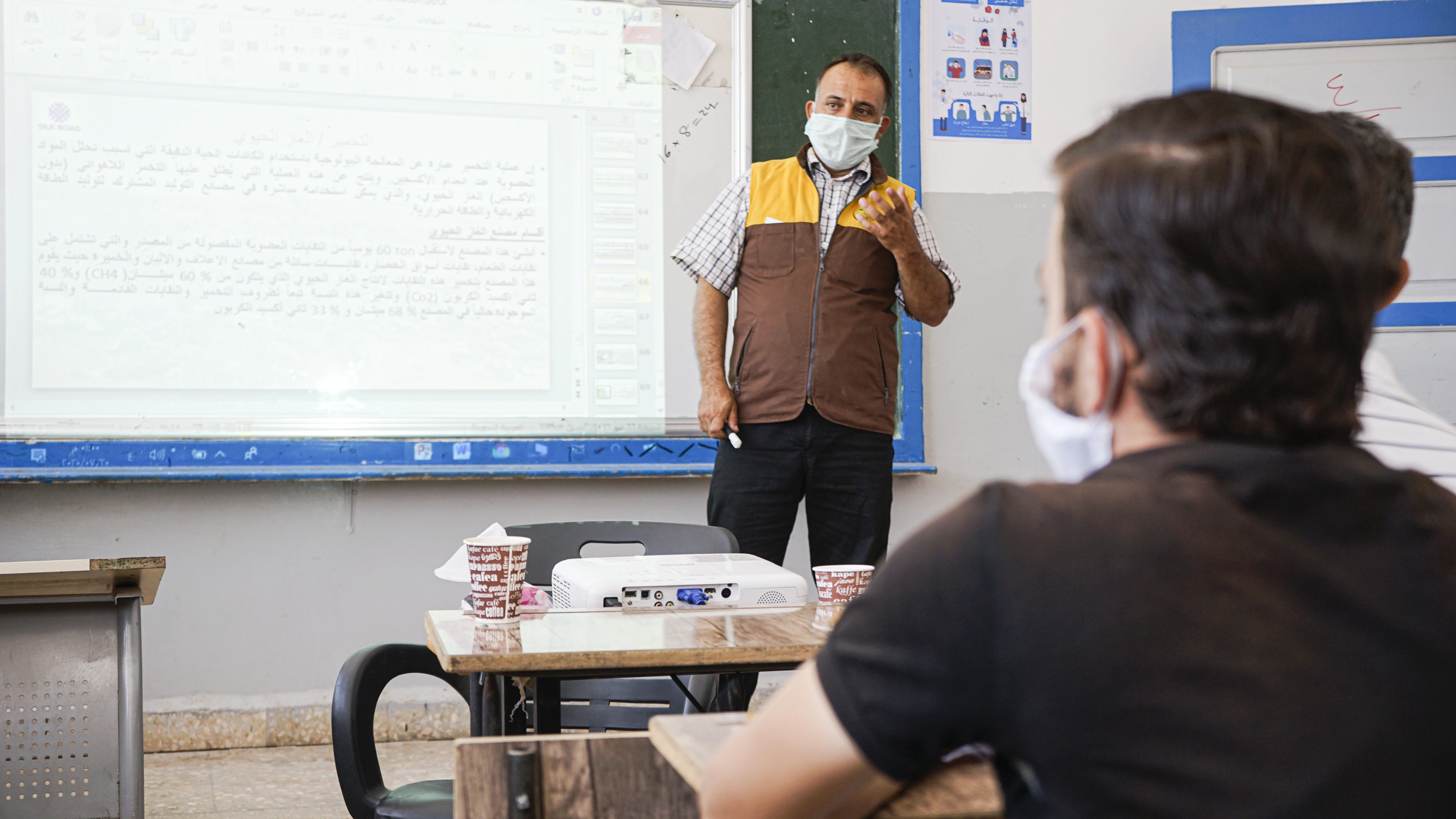 جلسات تدريبية للمجالس المحلية عن إدارة النفايات الصلبة وإعادة تدويرها .