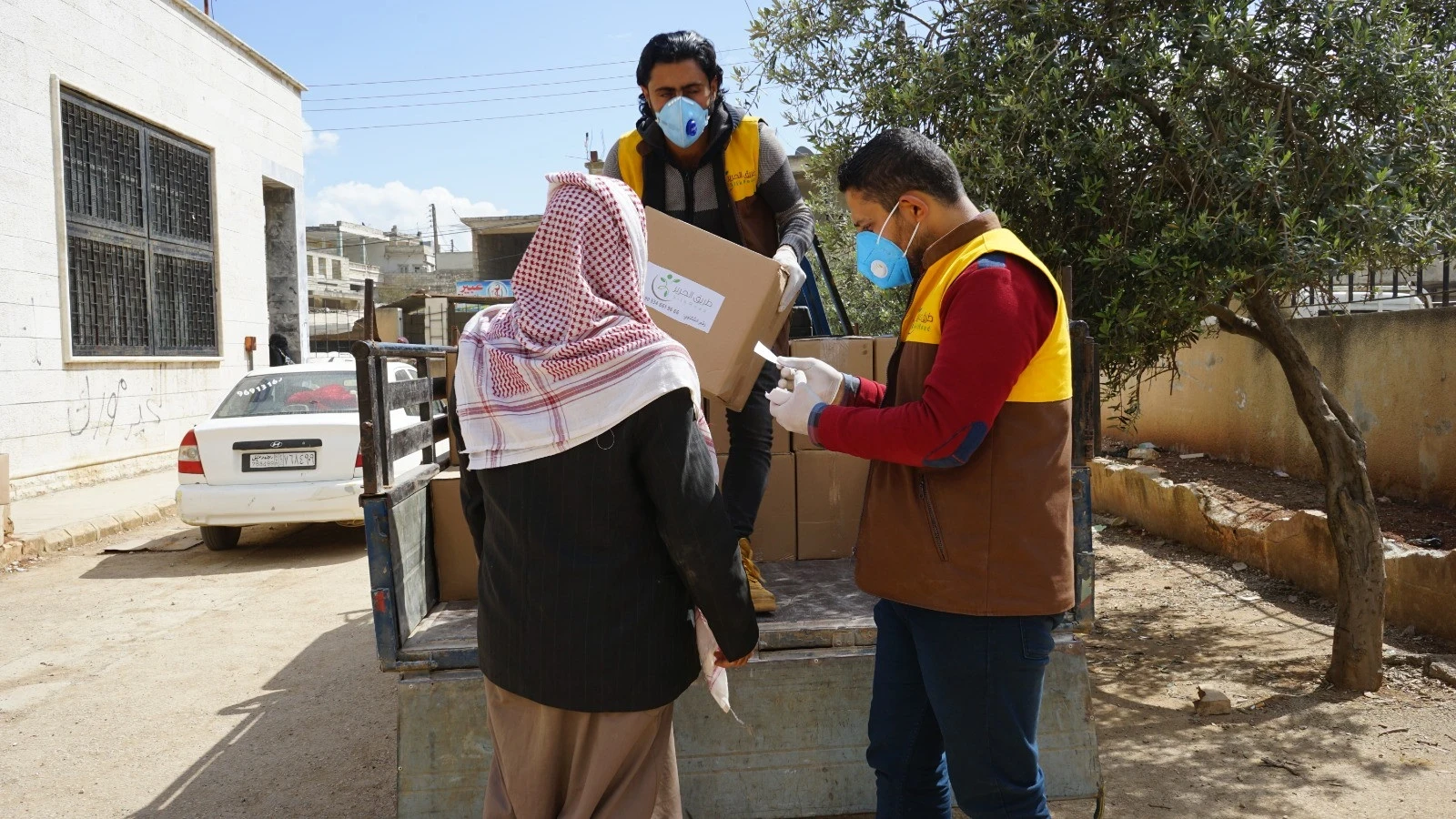 نشاط توزيع مواد النظافة الشخصية في مدينة زردنه