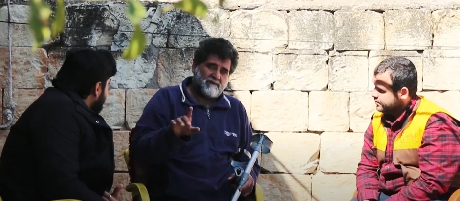 قصة صغيرة تسلط الضوء على معاناة العديد من العوائل النازحة - طريق الحرير