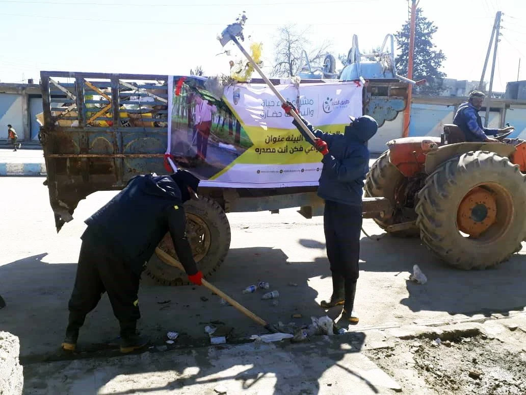 أنشطة النظافة اليومية المستمرة ضمن مشروع الاستجابة الطارئة للسكان